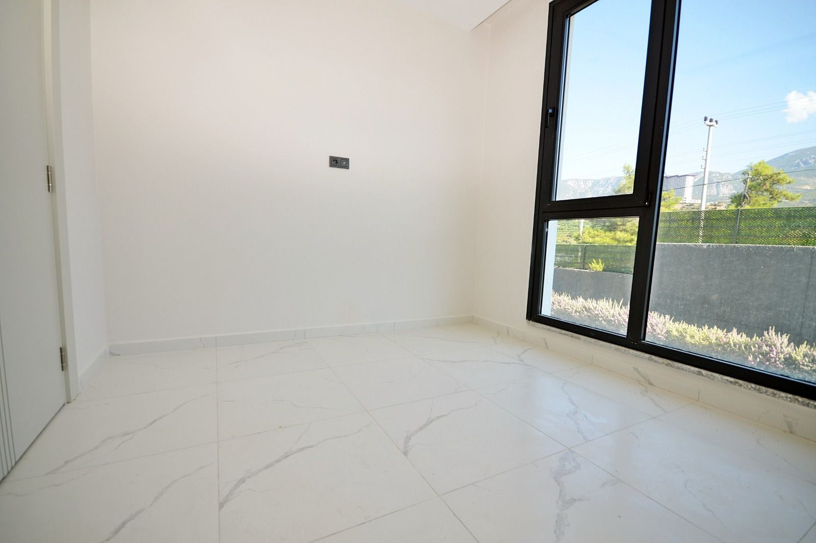ALANYA KARGICAKTA MUHTEŞEM KOMPLEKS İCERİSİNDE 2+1 SATILIK LÜKS DAİRE · 7 · Fotoğraflar