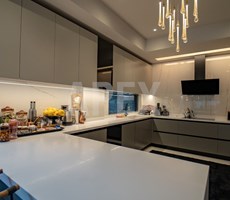 KONYAALTI MOLLA YUSUFTA HAVUZLU 4 KATLI ULTRA LÜKS AKILLI VİLLA