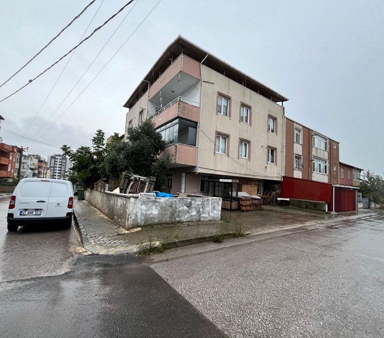 KÖRFEZKENTTE MEVLANA CD. YAKINI 2+1 KİRALIK DAİRE