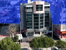 ADANA CEYHAN'IN EN İŞLEK CAD. MİTHATPAŞA'DA KOMPLE TİCARİ BİNA