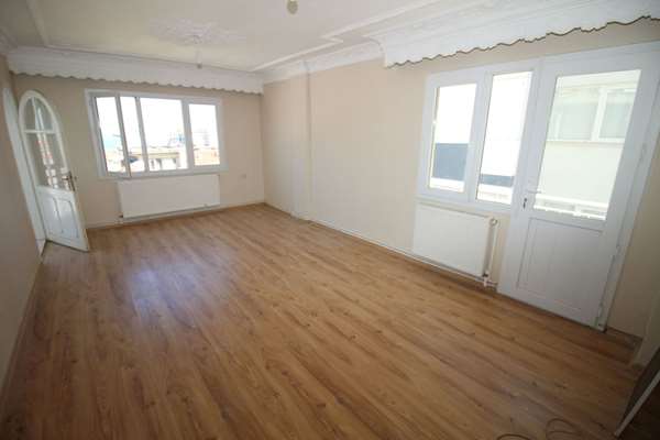 GÖZTEPE METRO YAKINI ESENYALIDA 3+1 KİRALIK DAİRE