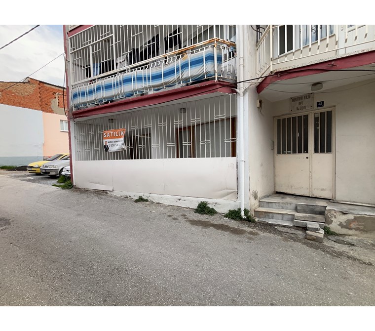 Kuşadası Camiatik'te Denize Yakın, Şehir Merkezindize Yakın, Şehir Merkezinde 3+1 Eşyalı 130m² Daire