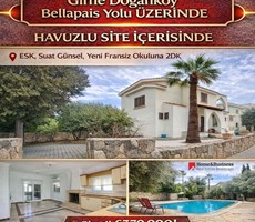 Girne Dogankoy Bellapais yolu uzerinde havuzlu site içerisinde 3+1 Satılık Tripleks Villa!