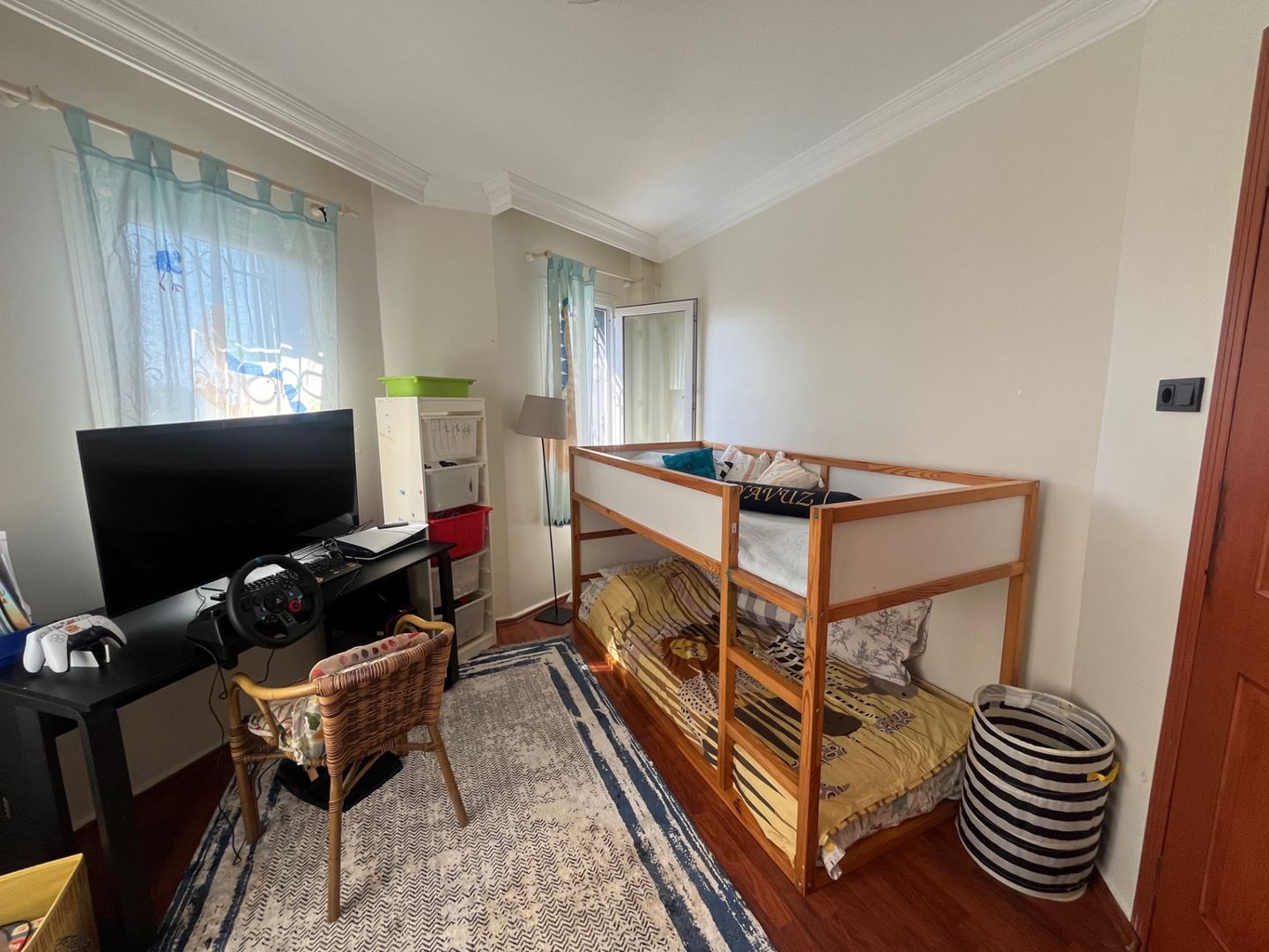 Property-photo