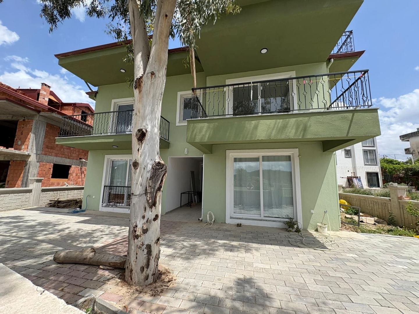 Property-photo