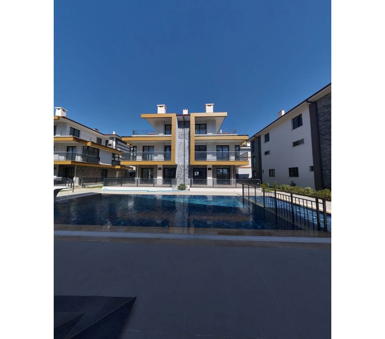 Muğla ortaca Bahçelievler mah satılık ikiz Triblex villa