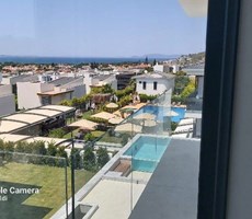 İzmir Çeşme Ilıcada Full Deniz Manzaralı Havuzlu 5+2 Lüks Müstakil Villa