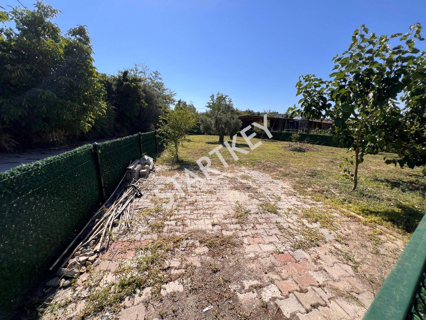 Property-photo