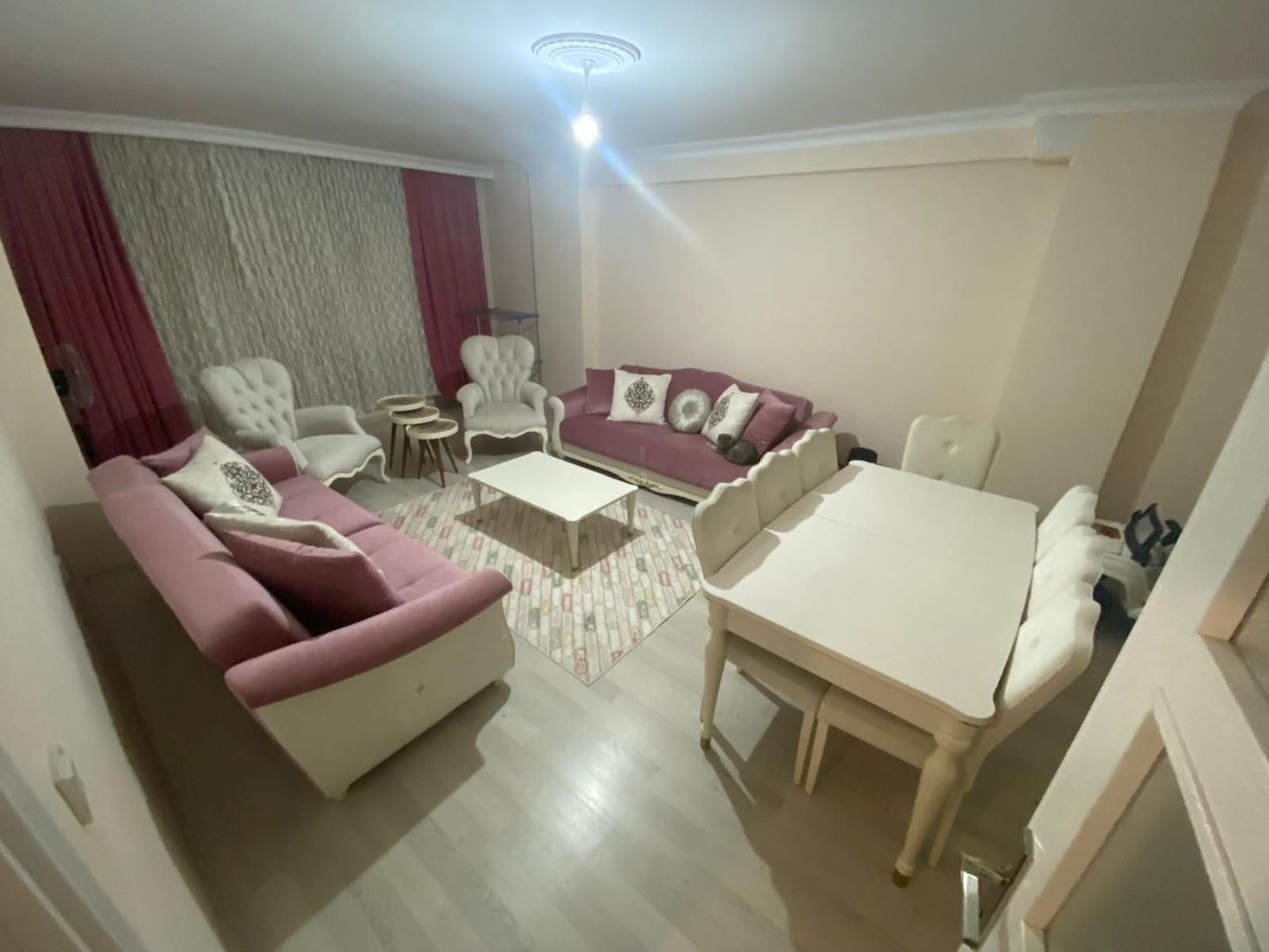 ŞENER GYD'DEN K.ÇEŞME'DE SATILIK 3+1 ARA KAT DAİRE