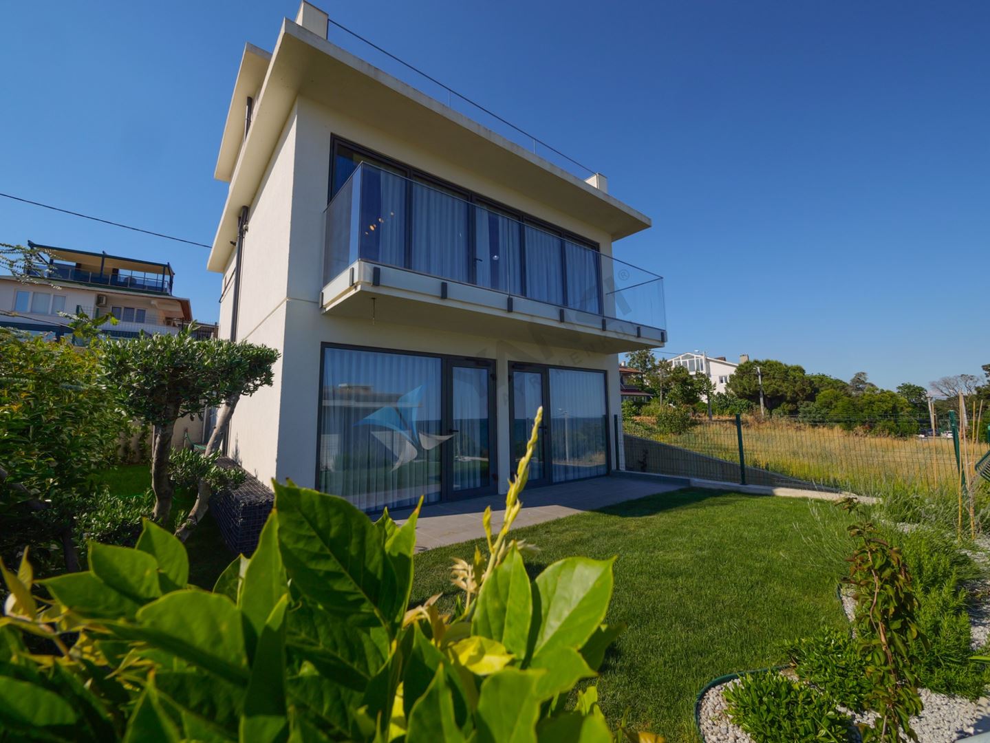 Property-photo
