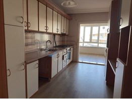 HÜRRİYET'TE SİTEDE 3+1 KİRALIK DAİRE