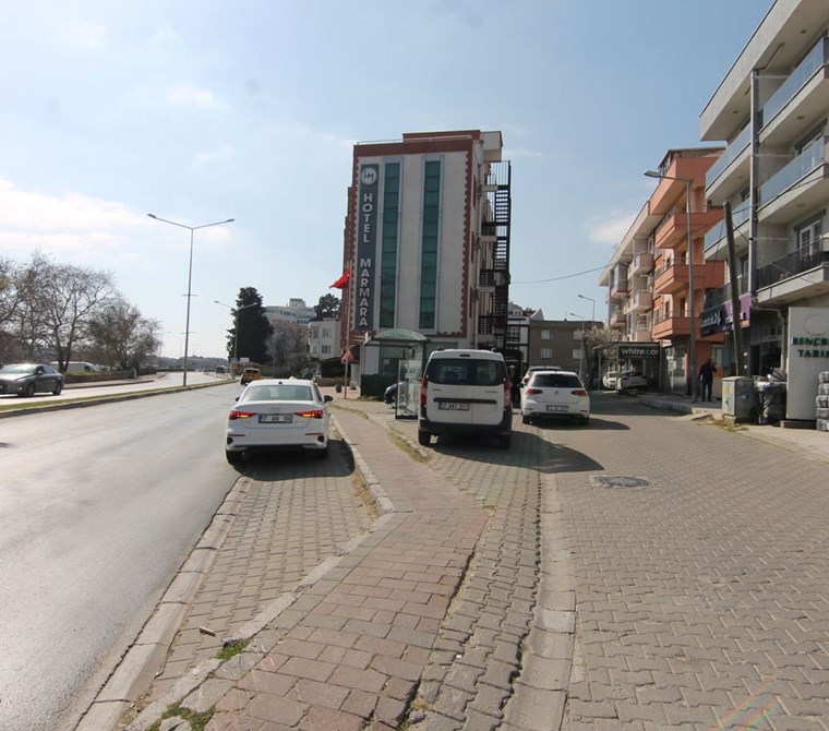 Çanakkale Merkez Eski Belediye Yakını Kiralık İşyeri