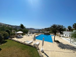 Gümüşlük Koyunbaba'da Deniz Manzaralı Müstakil Villa
