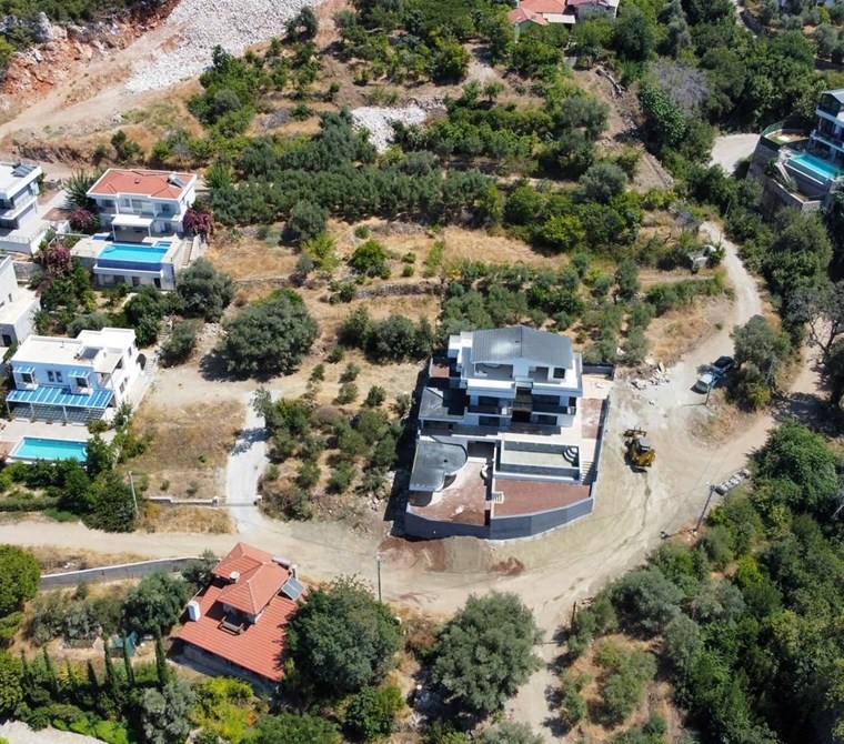 Fethiye Faralyada Sonsuz Deniz ve Doğa Manzaralı Lüks Villa