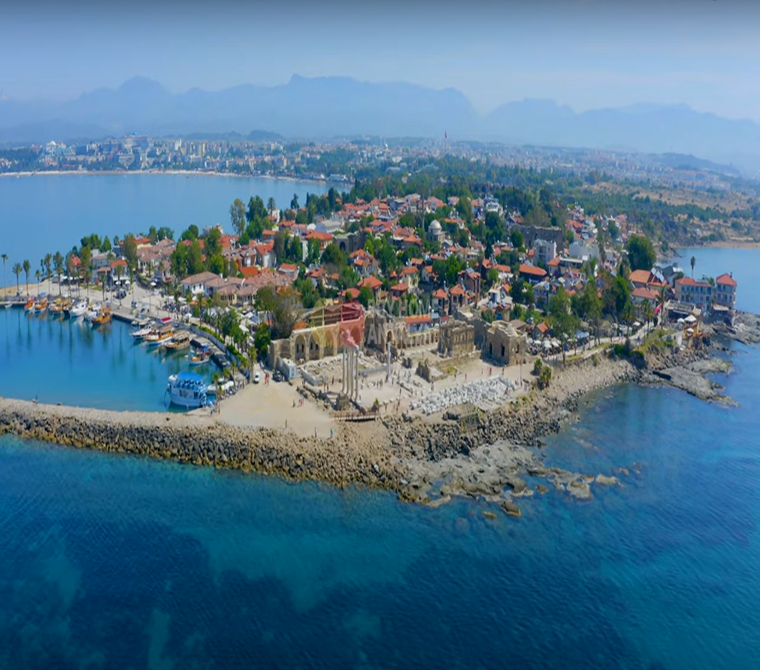 Yeryüzü Cenneti Antalya Side'de Yaşam ve Yatırım için Deniz Manzaralı Satılık Lüks Daireler