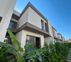 1335437621 İlanlar Kuşadası Sahil Sitelerinde Havuzlu Sitede Villa (Denize 1km)