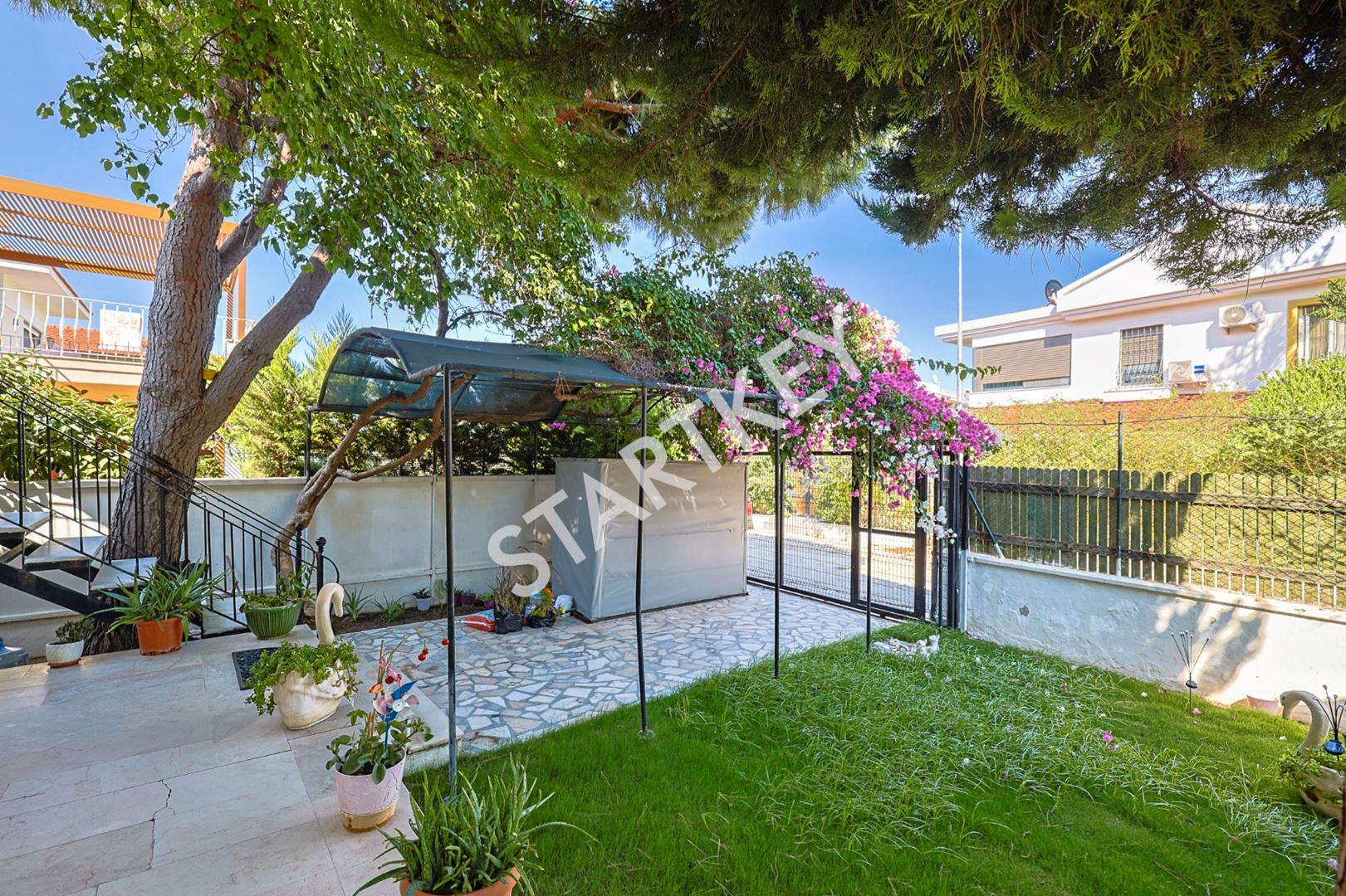 Property-photo