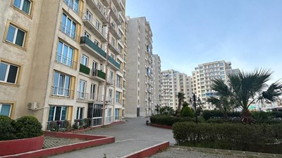 ESENYURT'TA ESİLA KENT SİTESİNDE SATILIK TEMİZ DAİRE