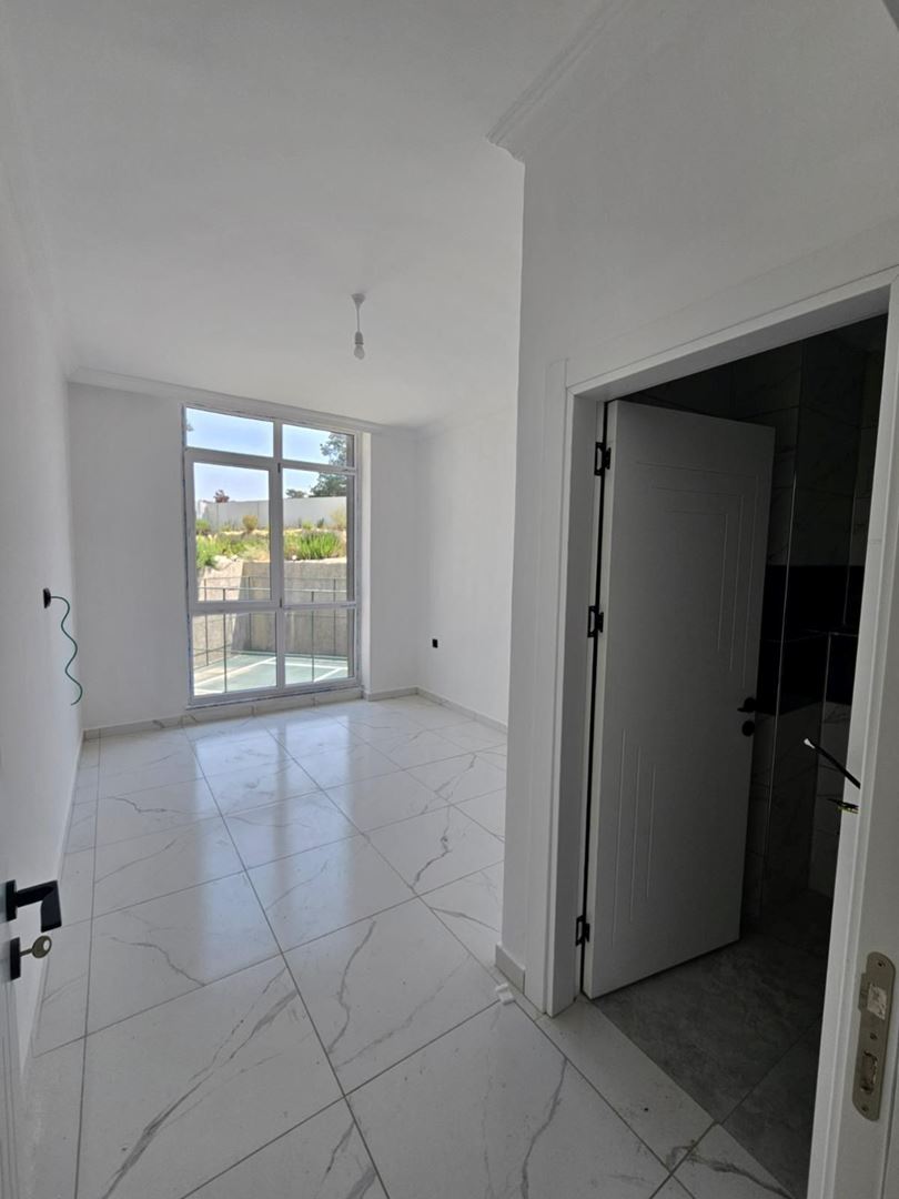 ALANYA AVSALLARDA HAVUZ MANZARALI LÜKS KOMPLEKSTE 1+1 SATILIK DAİRE · 20 · Fotoğraflar