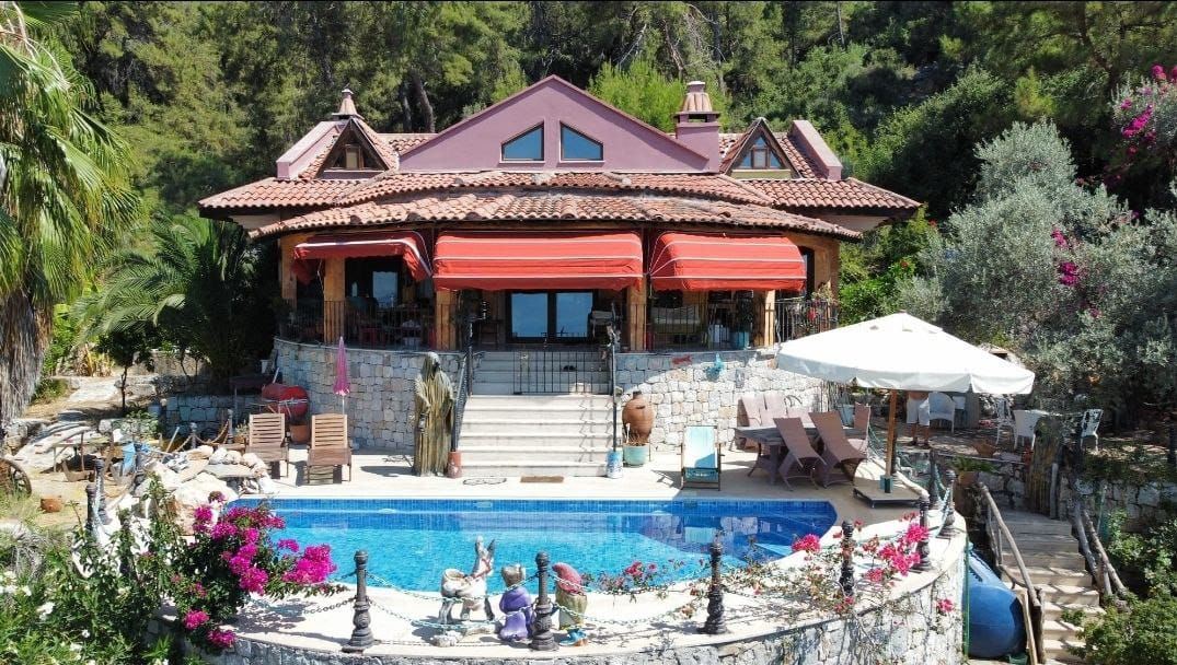 Property-photo