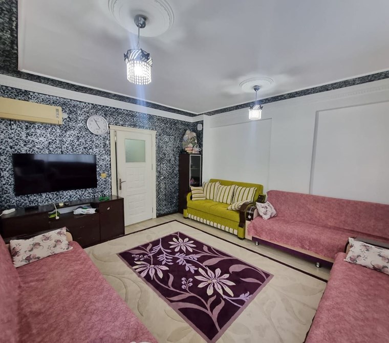 POYRAZDAN ÜNSAL DA SİTE İÇİNDE SATILIK 2+1 110M2 3.KAT DAİRE