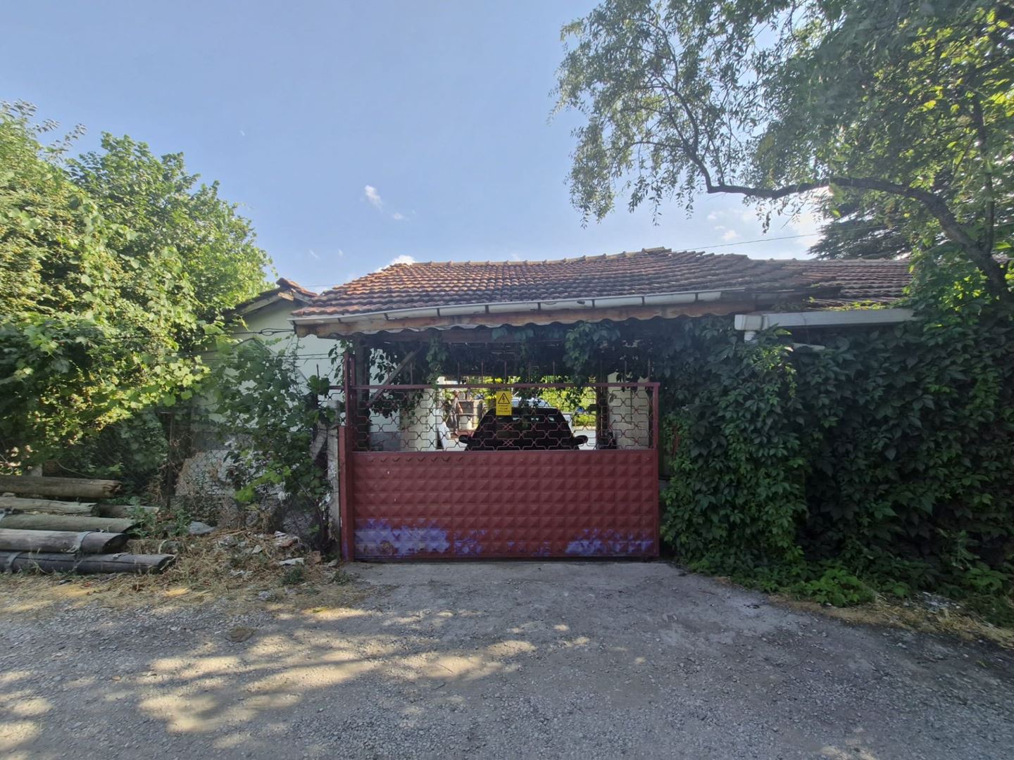 Property-photo