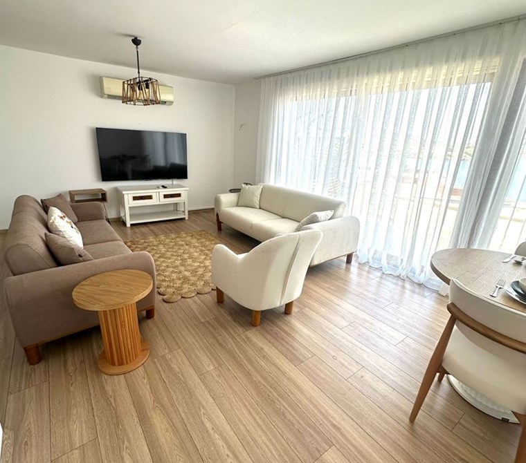 Yalıkavak Gökçebelde Denize Sıfır Eşyalı 1+1 Daire