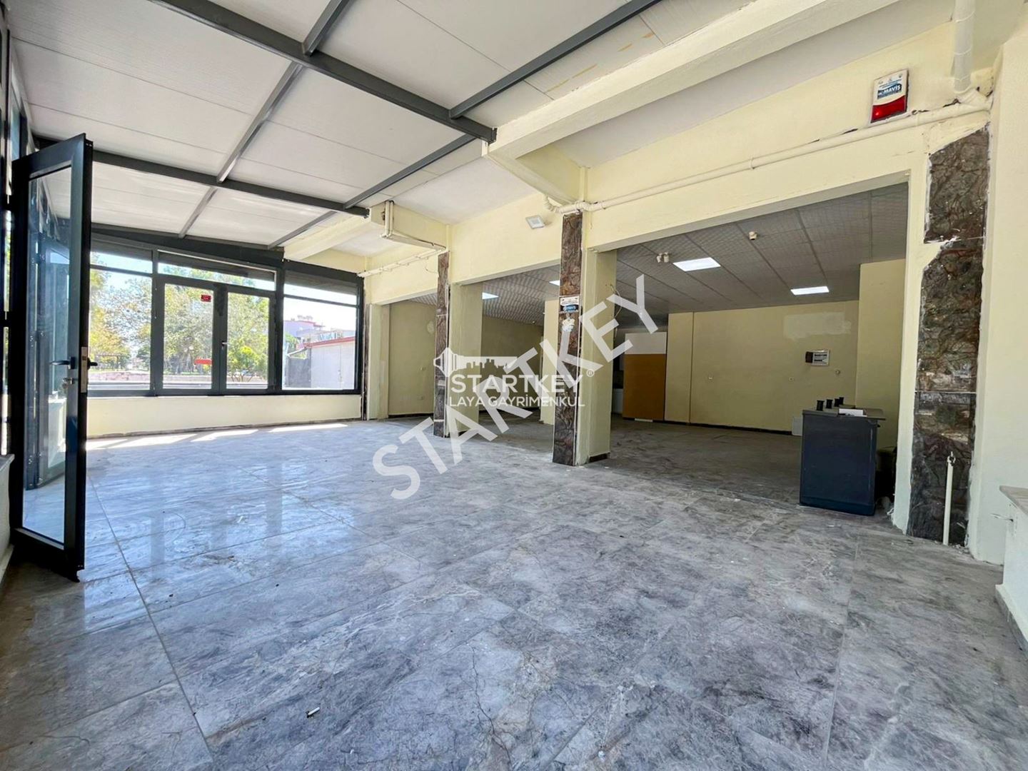 Property-photo