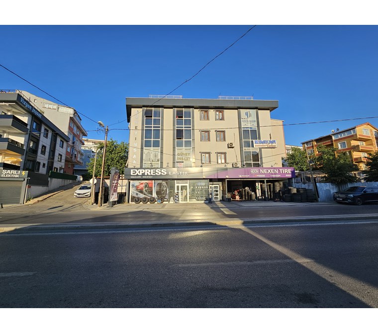 SANCAKTEPE SEVENLER CADDESİNDE SATILIK 1+1 DAİRE