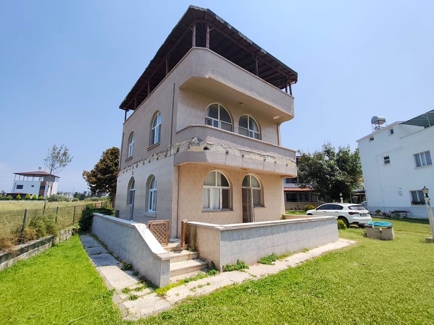 Property-photo