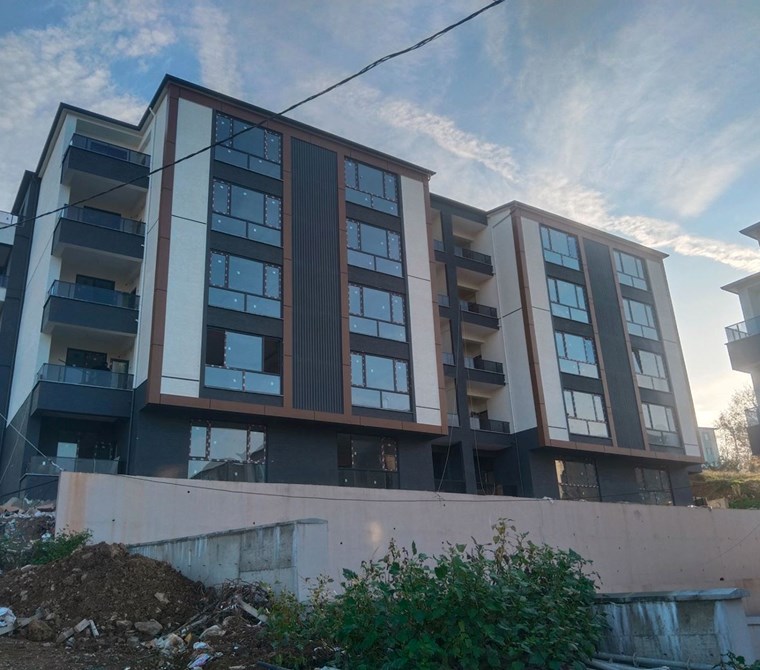 BAŞİSKELE ALTINKENT'TE YAPIMI TAMAMLANMAK ÜZERE HAVUZLU SİTEDE SATILIK 3+1 ÇATI DUBLEX
