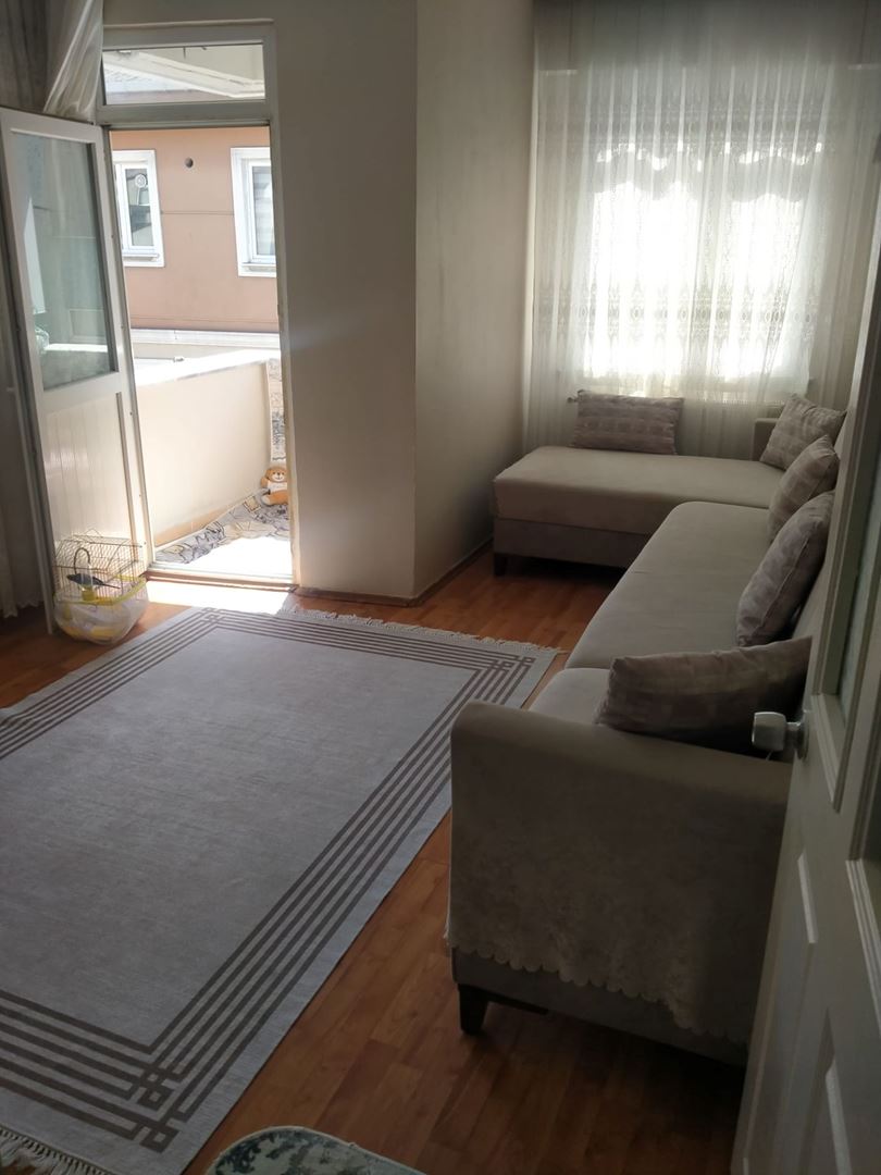 ŞENER GYD'DEN YENİBOSNA'DA ŞEHİR MERKEZİNDE FIRSAT DAİRE