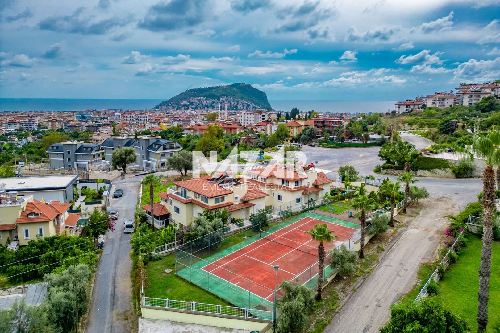 Alanya Sugözü’nde Satılık 3+1 Eşyalı İkiz Villa – 190 m2 · 32