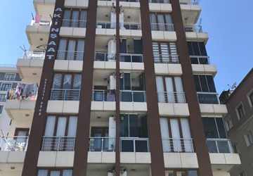 KÜÇÜKÇEKMECE FATİH MAHALLESİNDE KİRALIK 3+1 120 M2 DAİRE