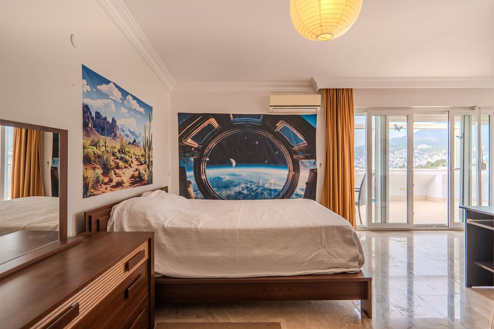 ALANYA OBADA KALE VE ŞEHİR MANZARALI FULL EŞYALI 2+1 SATILIK PENTHOUSE