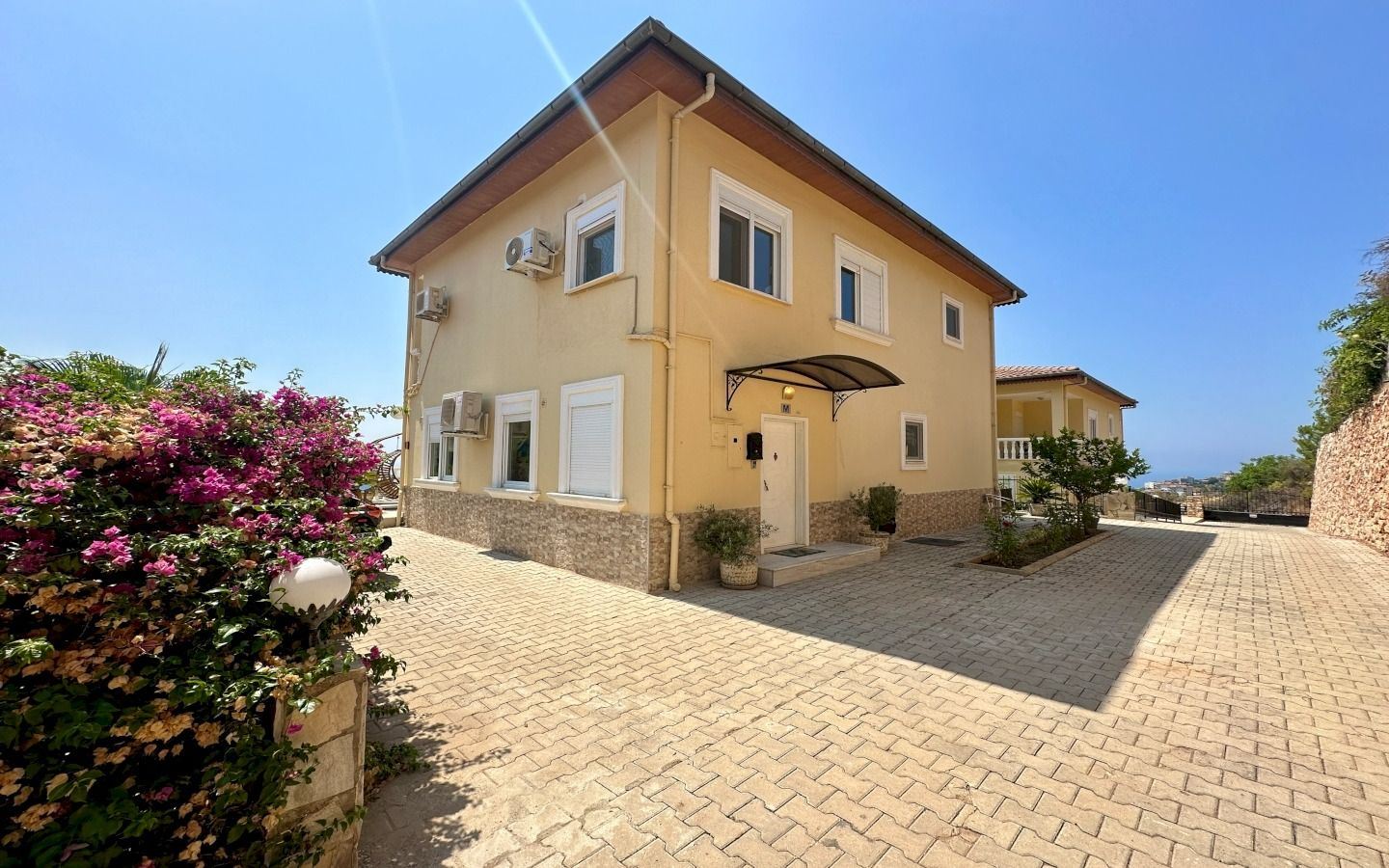 Property-photo