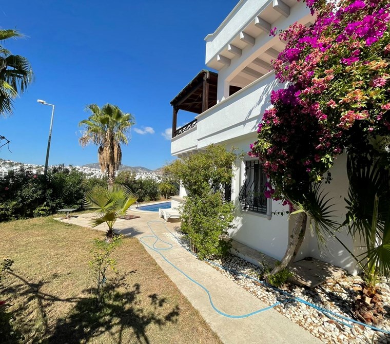 Bodrum Marinaya-Plaja Yakın Özel Havuzlu 3+1 Yazlık Villa