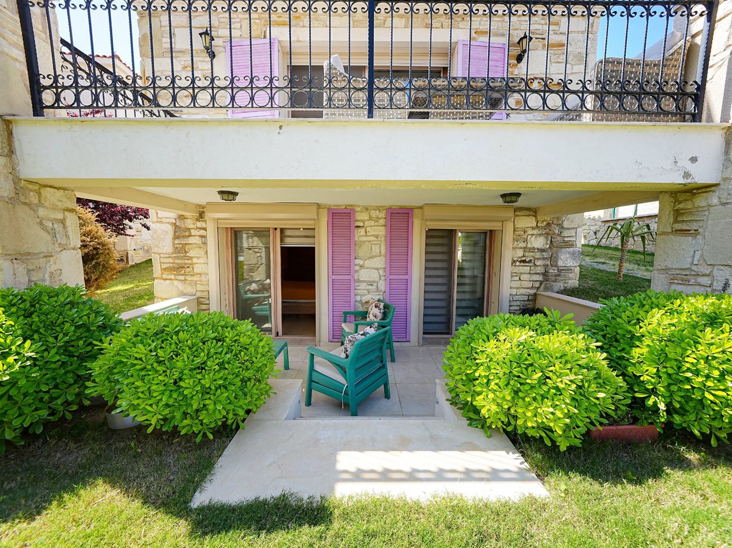 Property-photo