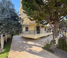 MERKEZİ LOKASYONDA TADİLATLI 2+1 FERAH DAİRE