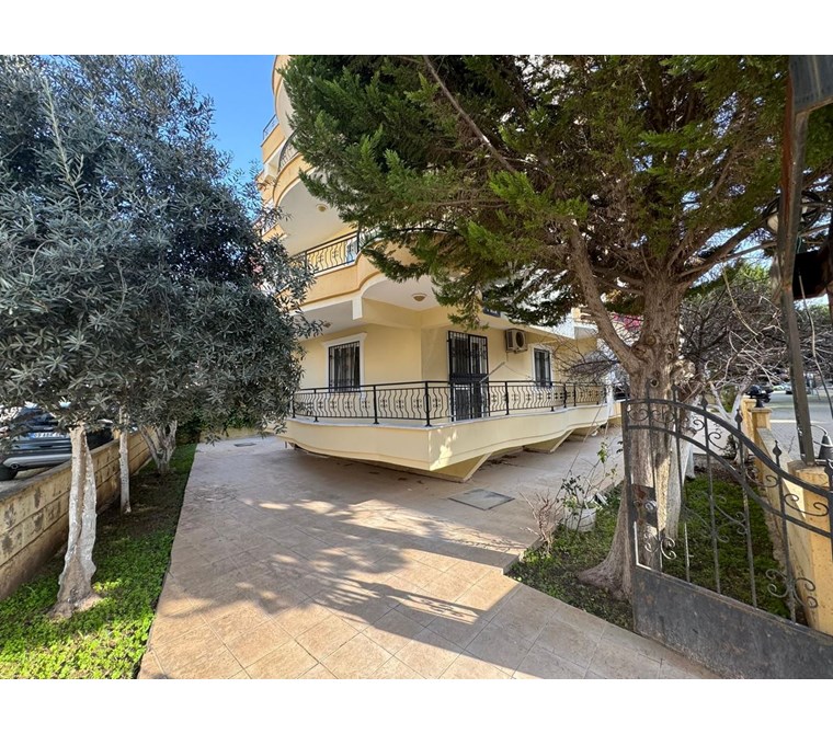 MERKEZİ LOKASYONDA TADİLATLI 2+1 FERAH DAİRE