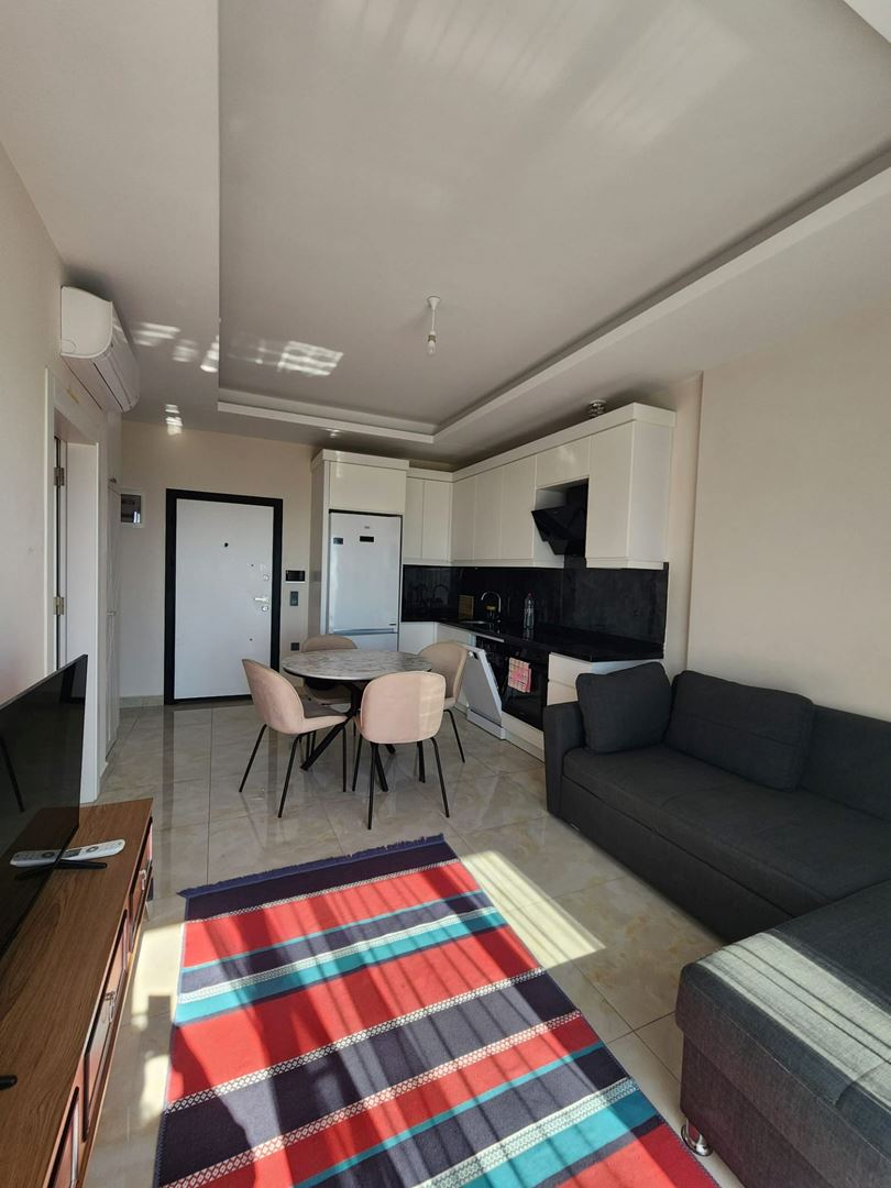 ALANYA MAHMUTLARDA DENİZ MANZARALI FULL EŞYALI 1+1 SATILIK DAİRE