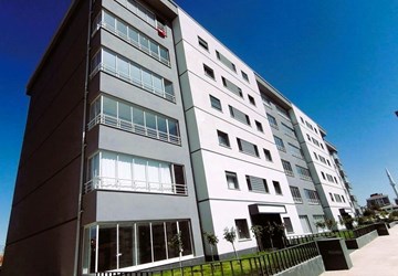 YENİŞEHİR MAHALLESİ GÜNEŞHAN SİTESİNDE SATILIK 4+1 LÜKS DAİRE