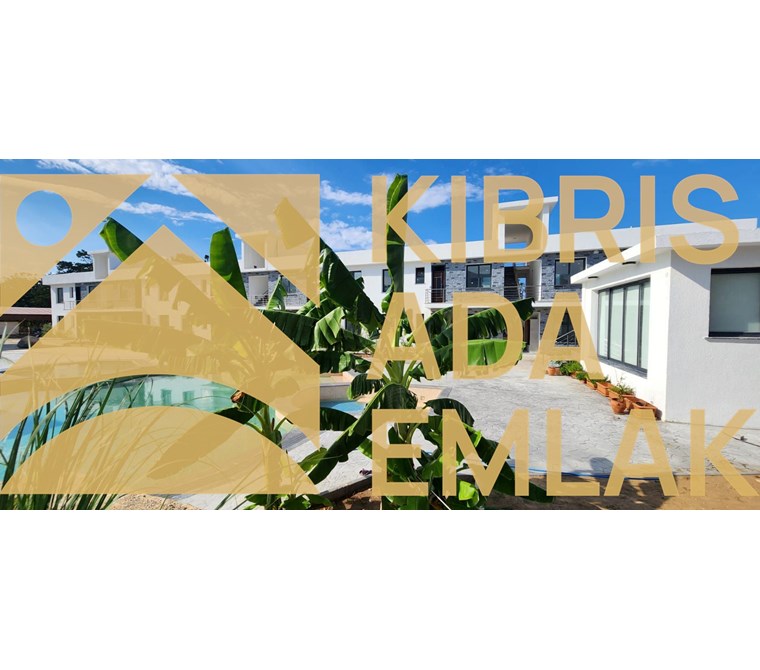 SATILIK. YARI MÜSTAKİL 3+1 VİLLA