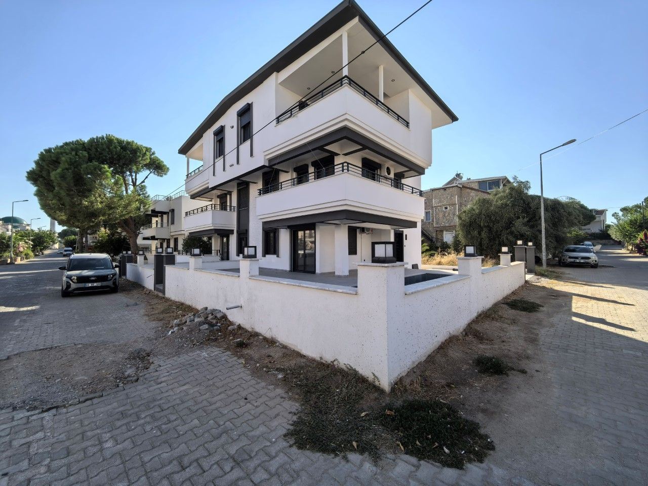 Property-photo