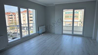 100. YIL EKREM TANTI CADDESİNDE 2+1 KİRALIK SIFIR DAİRE