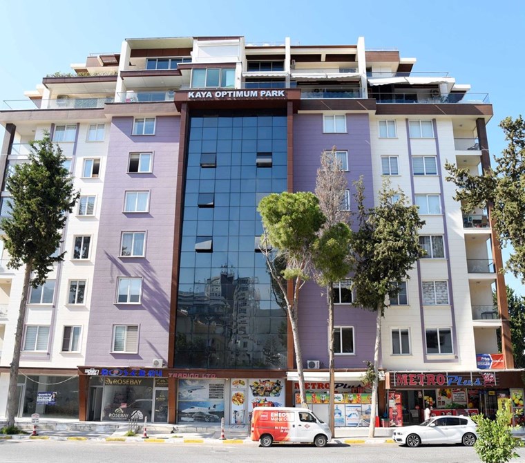 KIBRIS GİRNE MERKEZ'DE SATILIK GENİŞ 2+1 , EŞYALI, METRO MARKET ÜSTÜ, CHAMADA PRESTİGE OTELE YAKIN