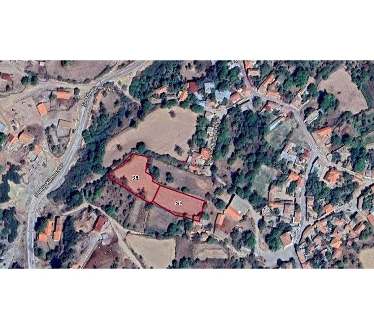 ÇANAKKALE EZİNE ŞAPKÖYÜNDE SATILIK KÖY İÇİ İMARLI ARSA