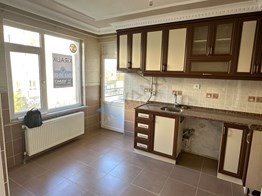 TEKİRDAĞ ALTINOVA'DA SİTEDE 3+1 KİRALIK DAİRE