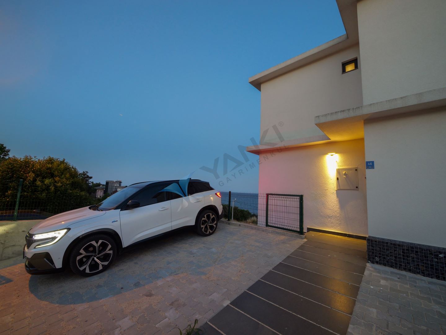 Property-photo