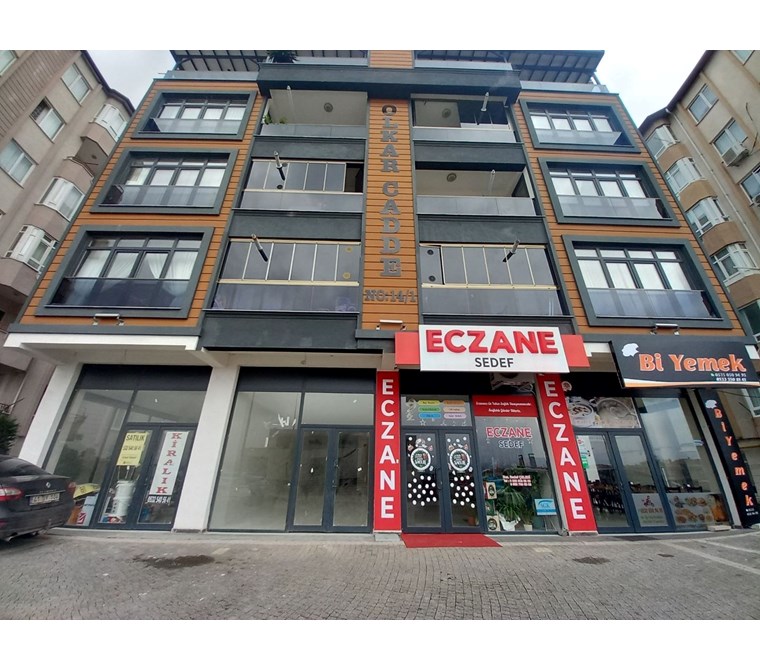 DEĞİRMENDERE'DE YENİ HASTANE KARŞISI ANA YOLA CEPHE 102 M² KİRALIK SIFIR DÜKKAN